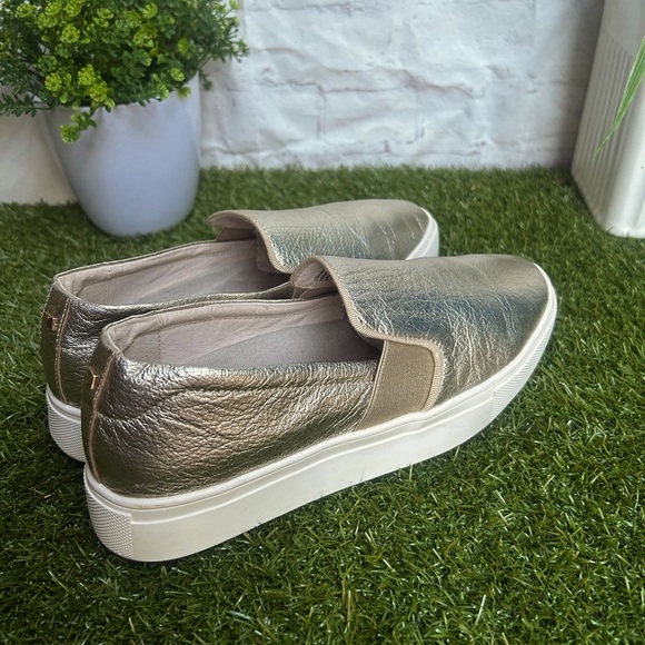 Birdies The Swift Slip-on leather sneakers metallic gold women' size 7 - Picture 8 of 16